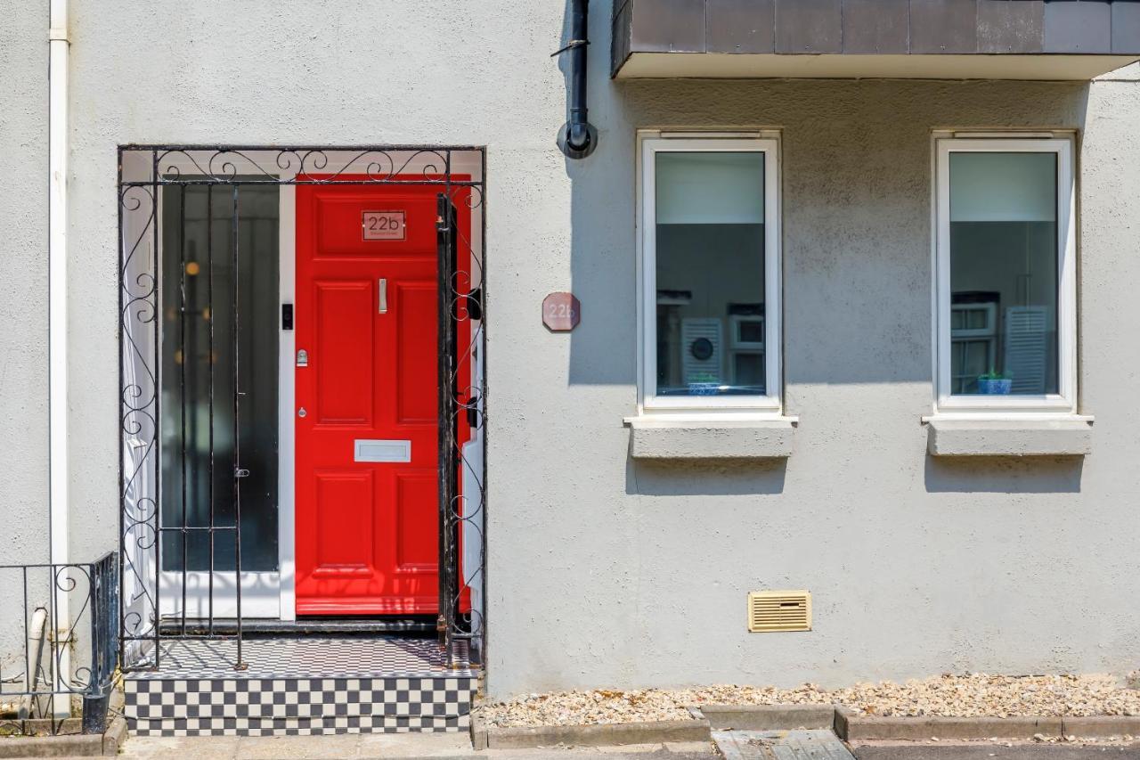 Beachside Retreat 2-Bedroom Gem With Free Private Parking & Outdoor Space ブライトン エクステリア 写真